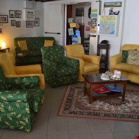Hotel Alfredo'S Римини Экстерьер фото